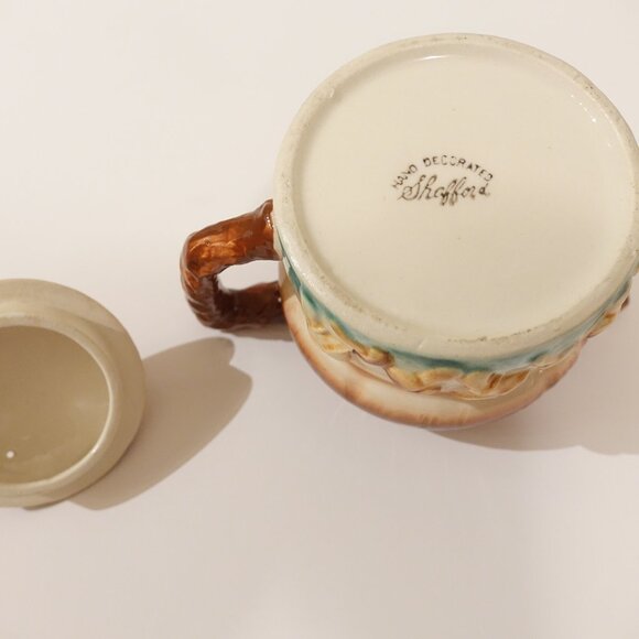 🍄 Vintage Ceramic Mushroom Theme Teapot with Snail Handle Lid 🍄 - Picture 12 of 13
